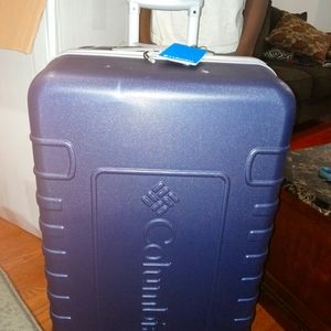 $360 Columbia 30" Hardside Expandable Spinner Lugg